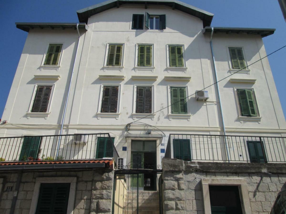 Apartamento estudio de 18 m² en Split Centro, con 1 baño privado. Exterior foto